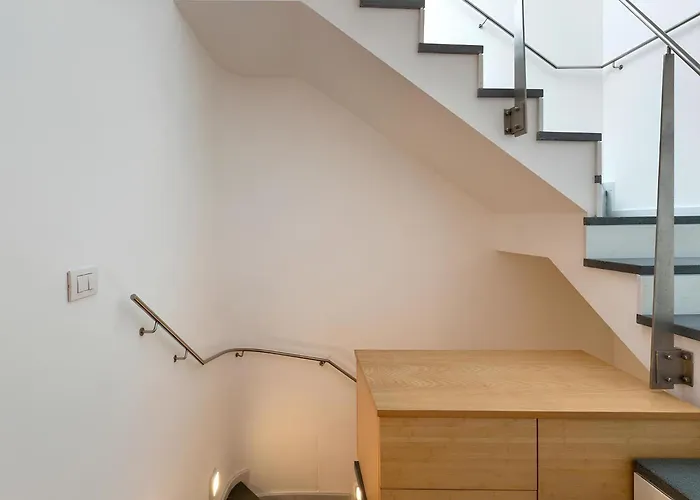 Dimora Storica Torre Matta Elegance, History And Sea Views In The Heart Of Otr