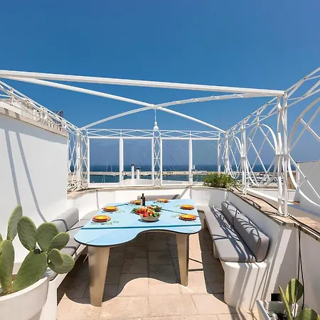 Casa vacanze Dimora Storica Torre Matta Elegance, History And Sea Views In The Heart Of Otr Otranto